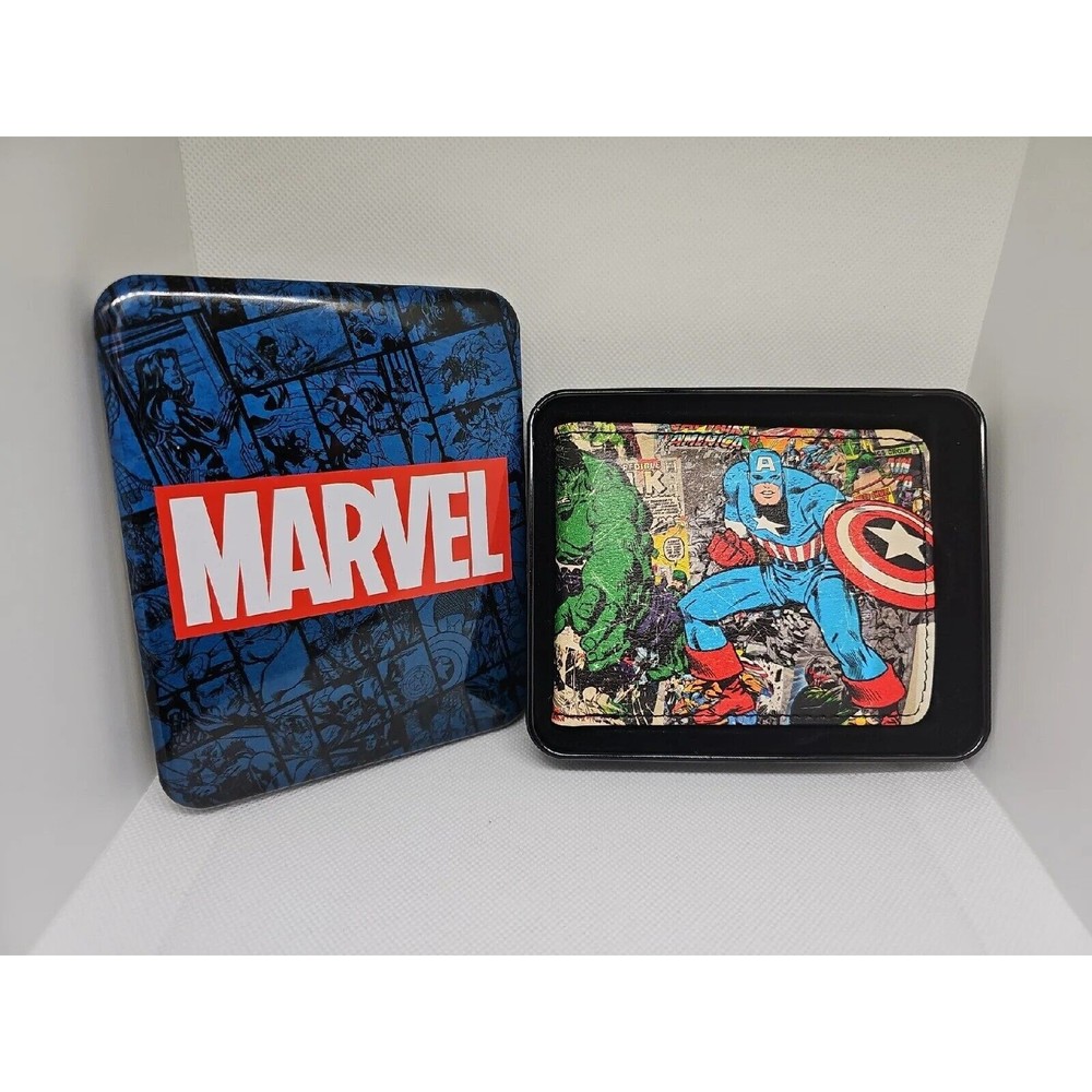 Marvel Avengers Bi-Fold Wallet Marvel Buckle-Down - NEW with Case